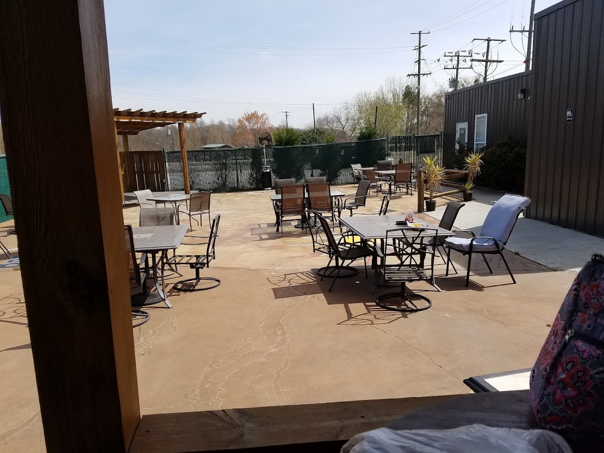 51 Sycamore Bar & Grill